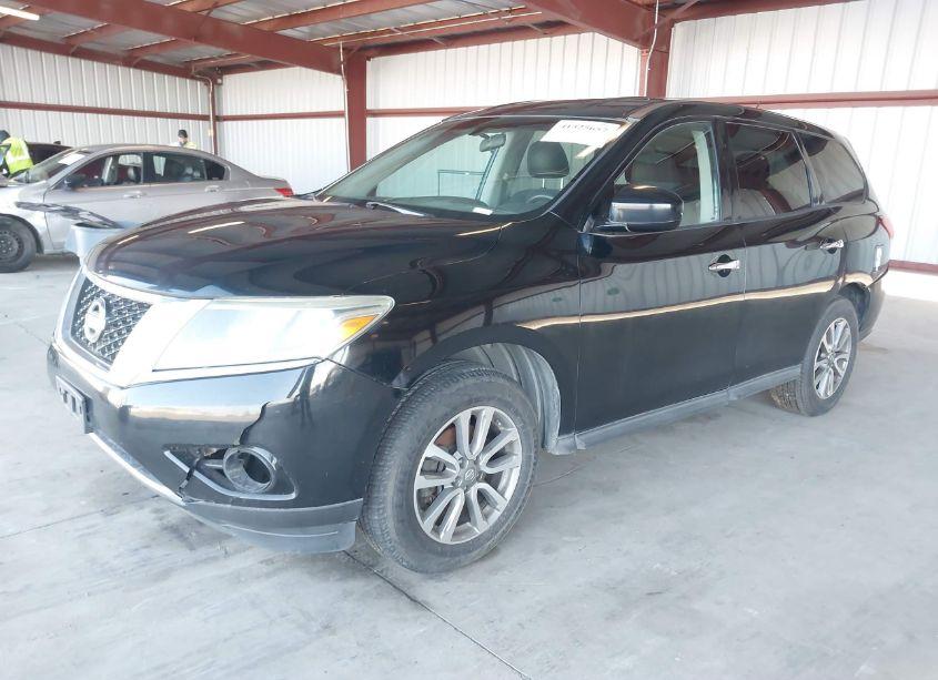 Photo 2 of 2013 Nissan Pathfinder S (VIN 5N1AR2MNXDC630586)