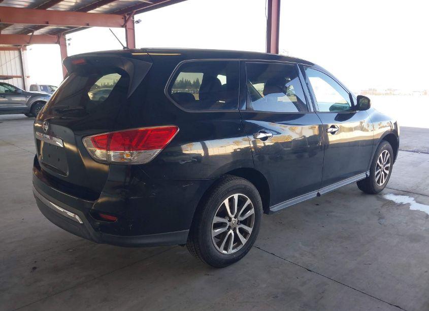 Photo 4 of 2013 Nissan Pathfinder S (VIN 5N1AR2MNXDC630586)