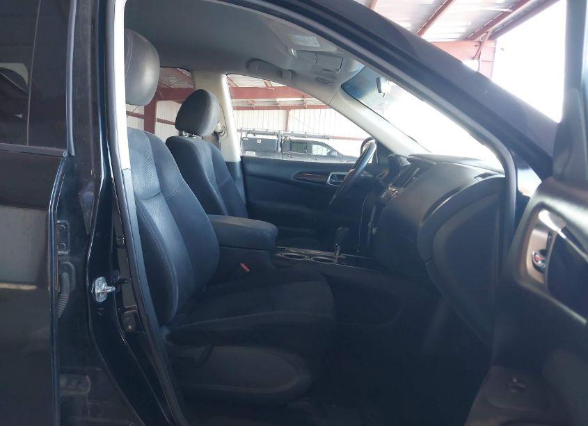 Photo 5 of 2013 Nissan Pathfinder S (VIN 5N1AR2MNXDC630586)