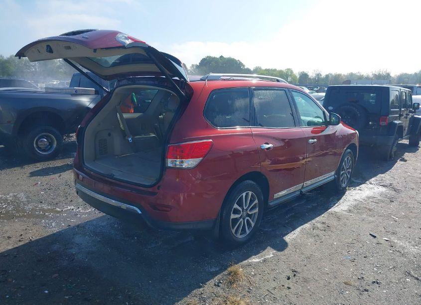 Photo 4 of 2013 Nissan Pathfinder SL (VIN 5N1AR2MNXDC640048)