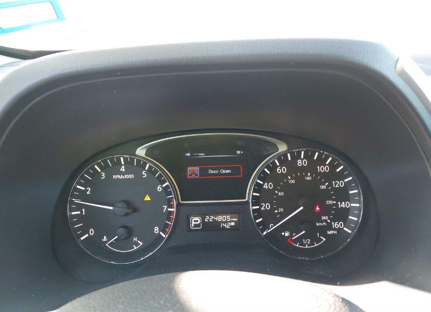 Photo 7 of 2013 Nissan Pathfinder SV (VIN 5N1AR2MNXDC684843)