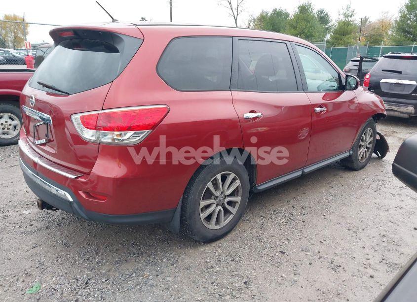 Photo 4 of 2014 Nissan Pathfinder S (VIN 5N1AR2MNXEC653559)
