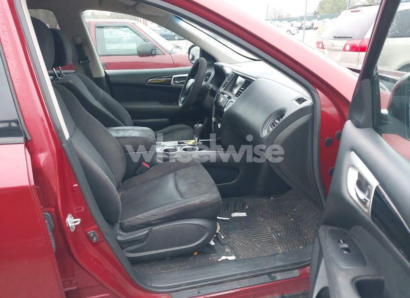 Photo 5 of 2014 Nissan Pathfinder S (VIN 5N1AR2MNXEC653559)