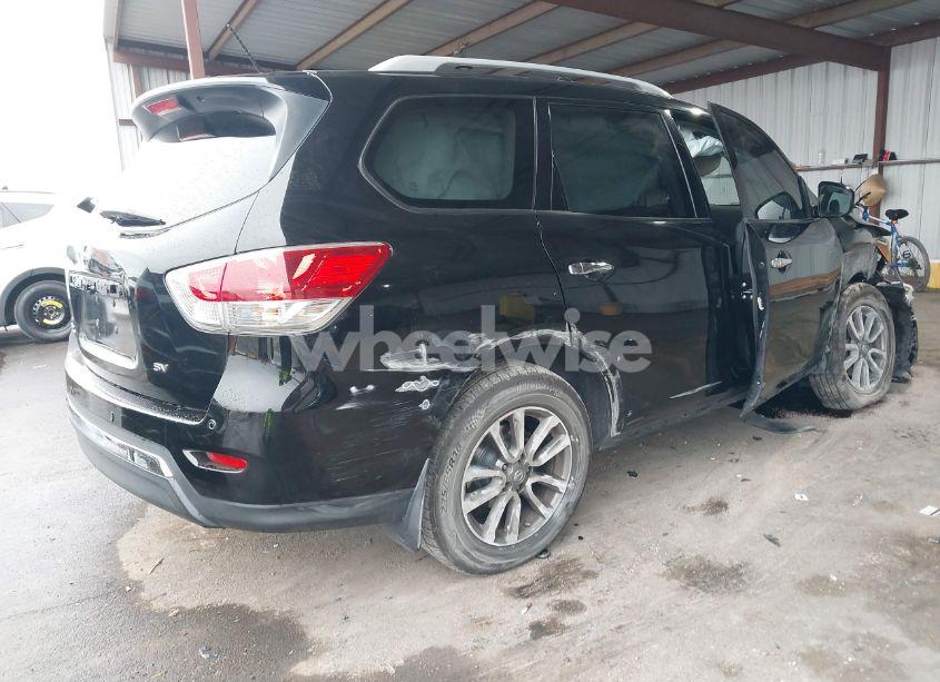 Photo 4 of 2014 Nissan Pathfinder SV (VIN 5N1AR2MNXEC681281)