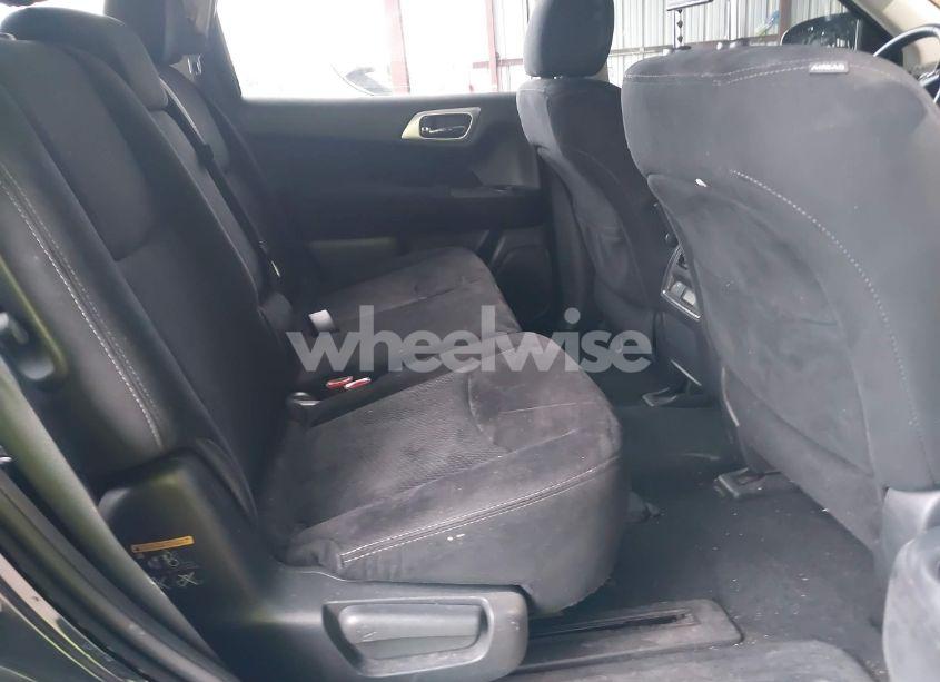 Photo 8 of 2014 Nissan Pathfinder SV (VIN 5N1AR2MNXEC681281)