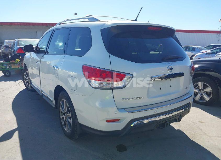 Photo 3 of 2014 Nissan Pathfinder SL (VIN 5N1AR2MNXEC683192)