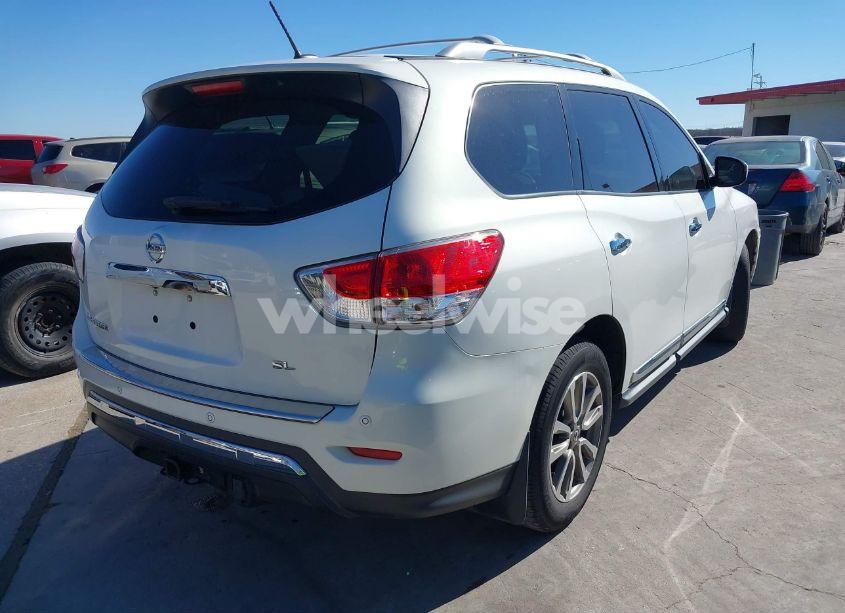Photo 4 of 2014 Nissan Pathfinder SL (VIN 5N1AR2MNXEC683192)