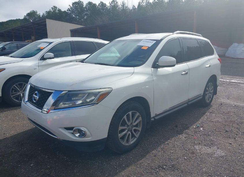 Photo 2 of 2014 Nissan Pathfinder SL (VIN 5N1AR2MNXEC718944)
