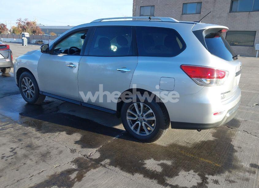 Photo 3 of 2015 Nissan Pathfinder PLATINUM/S/SL/SV (VIN 5N1AR2MNXFC600250)