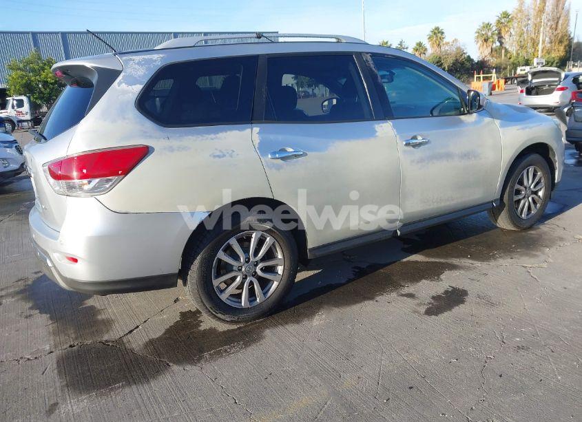 Photo 4 of 2015 Nissan Pathfinder PLATINUM/S/SL/SV (VIN 5N1AR2MNXFC600250)