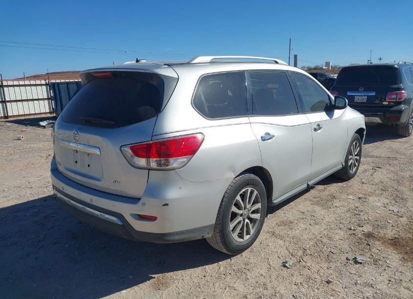 Photo 4 of 2015 Nissan Pathfinder PLATINUM/S/SL/SV (VIN 5N1AR2MNXFC616092)