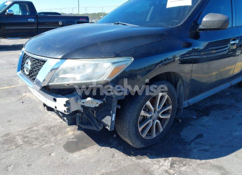 Photo 17 of 2015 Nissan Pathfinder S (VIN 5N1AR2MNXFC621566)