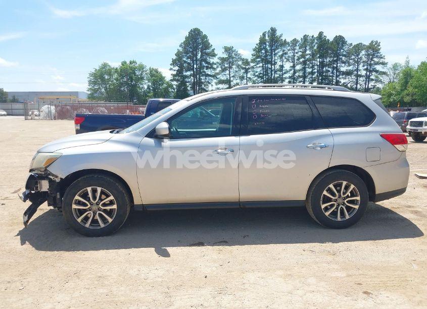 Photo 14 of 2015 Nissan Pathfinder PLATINUM/S/SL/SV (VIN 5N1AR2MNXFC639663)