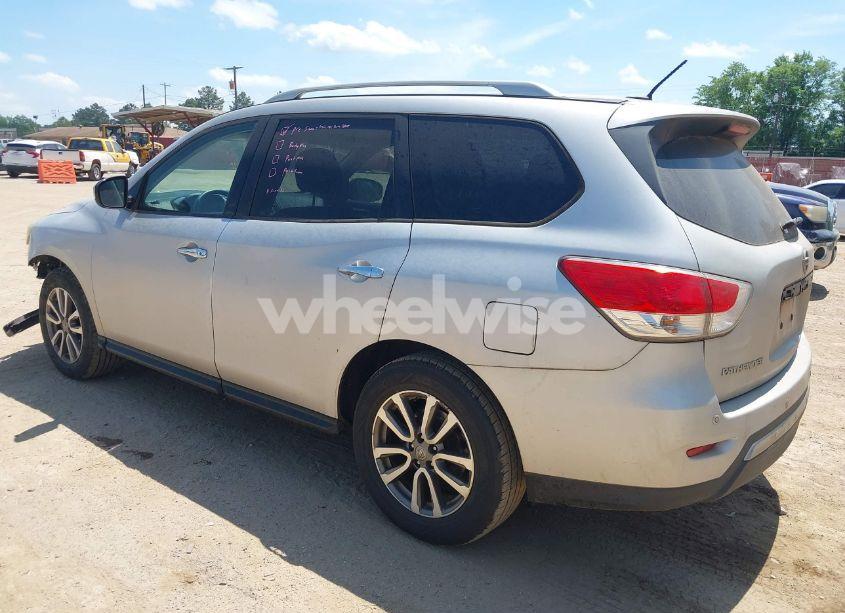 Photo 3 of 2015 Nissan Pathfinder PLATINUM/S/SL/SV (VIN 5N1AR2MNXFC639663)