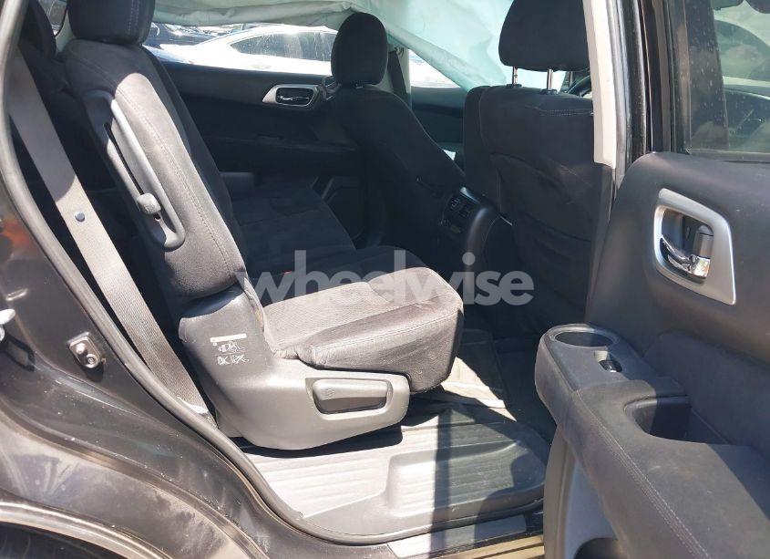 Photo 8 of 2015 Nissan Pathfinder S (VIN 5N1AR2MNXFC660187)