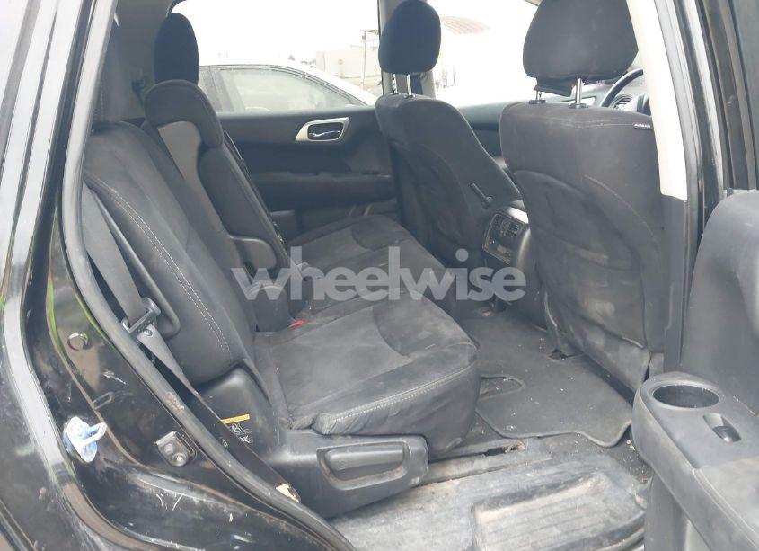 Photo 8 of 2015 Nissan Pathfinder S (VIN 5N1AR2MNXFC693285)