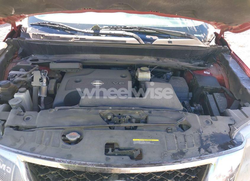 Photo 10 of 2015 Nissan Pathfinder SV (VIN 5N1AR2MNXFC703040)