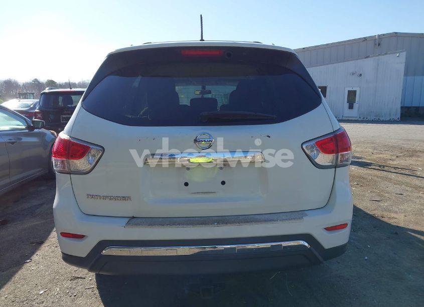 Photo 16 of 2015 Nissan Pathfinder S (VIN 5N1AR2MNXFC706780)