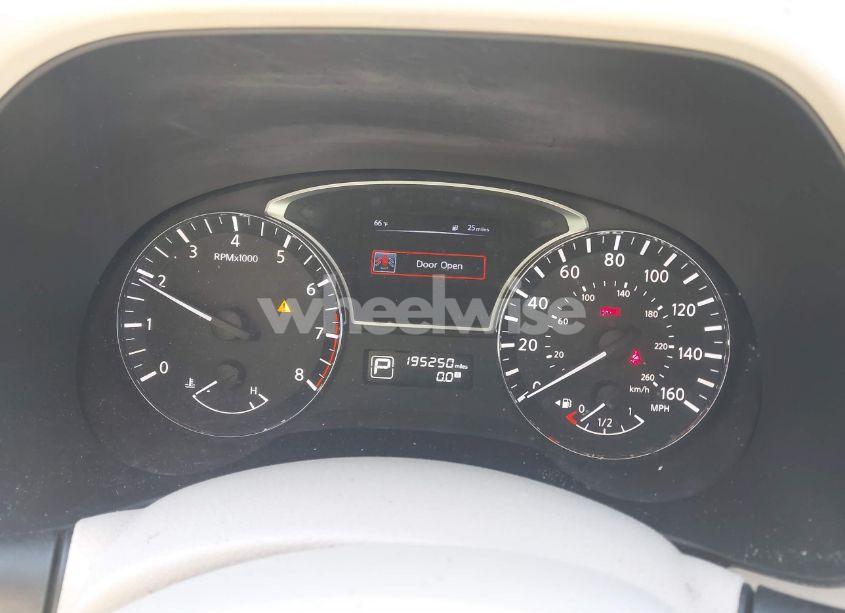 Photo 7 of 2015 Nissan Pathfinder S (VIN 5N1AR2MNXFC706780)