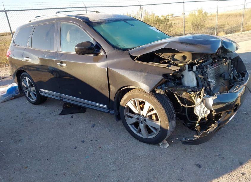 2016 Nissan Pathfinder PLATINUM (VIN 5N1AR2MNXGC603604) main photo