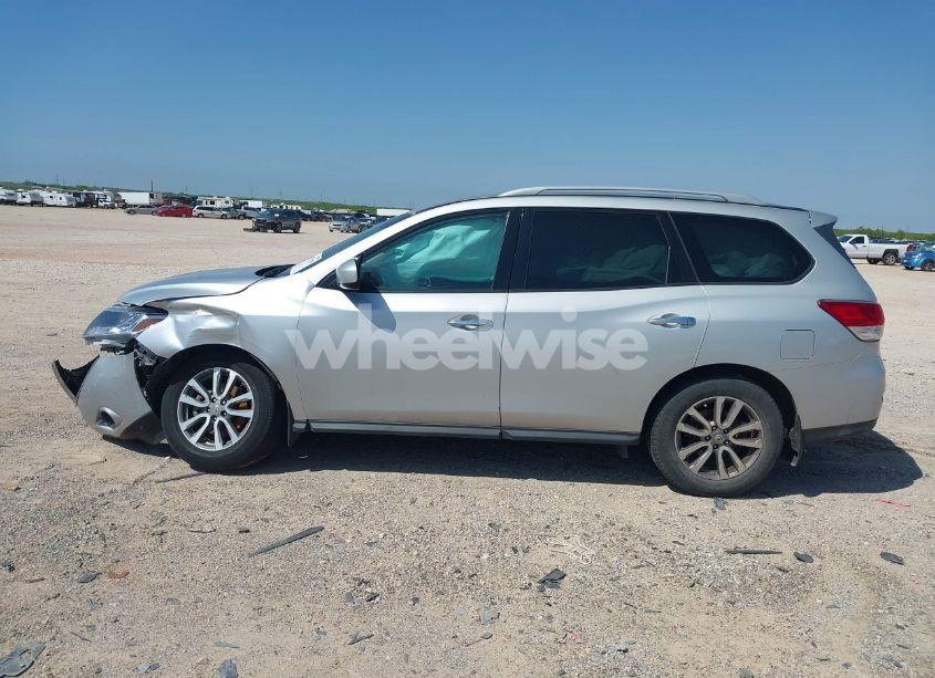 Photo 14 of 2016 Nissan Pathfinder S (VIN 5N1AR2MNXGC649630)