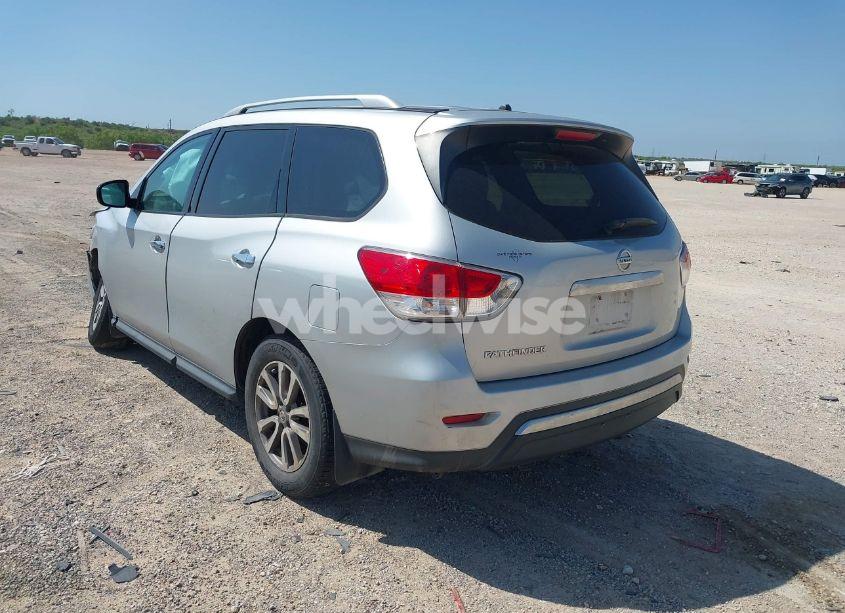 Photo 3 of 2016 Nissan Pathfinder S (VIN 5N1AR2MNXGC649630)