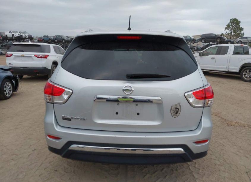 Photo 16 of 2016 Nissan Pathfinder S (VIN 5N1AR2MNXGC652303)