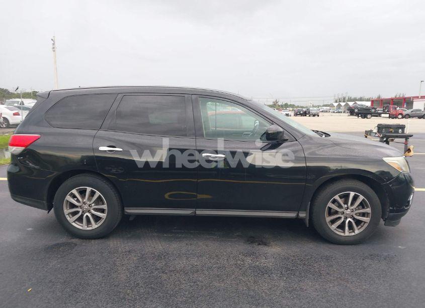 Photo 13 of 2016 Nissan Pathfinder PLATINUM/S/SL/SV (VIN 5N1AR2MNXGC662412)