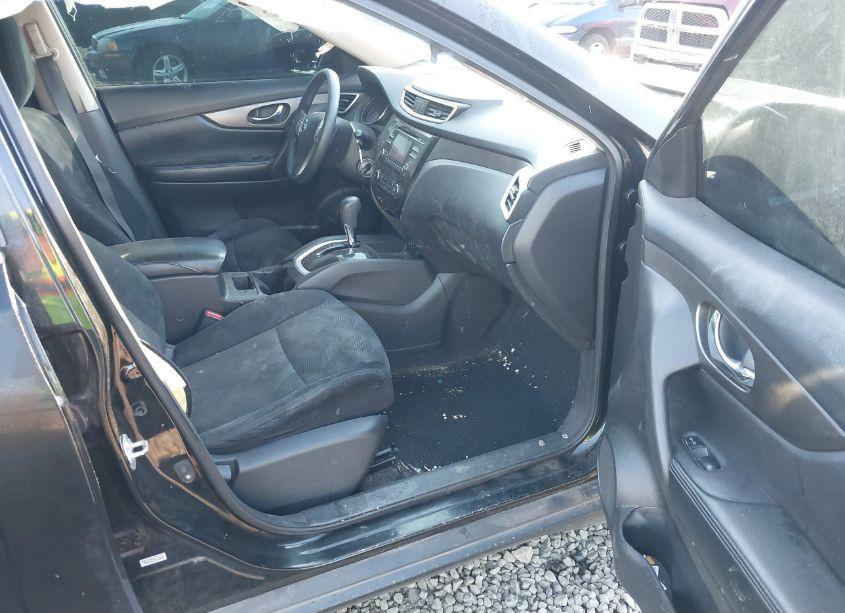 Photo 5 of 2015 Nissan Rogue S (VIN 5N1AT2MK0FC836476)