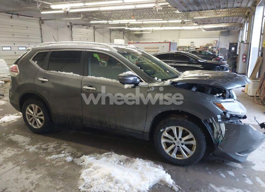 Photo 14 of 2015 Nissan Rogue SV (VIN 5N1AT2MK4FC792658)