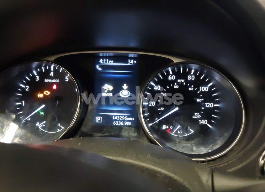 Photo 7 of 2015 Nissan Rogue SV (VIN 5N1AT2MK4FC792658)
