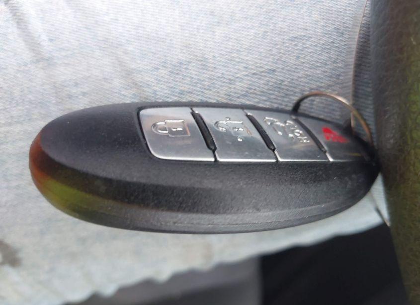 Photo 11 of 2015 Nissan Rogue SV (VIN 5N1AT2MK4FC804887)