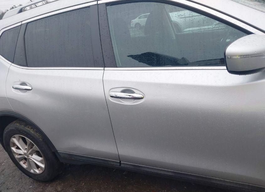 Photo 14 of 2015 Nissan Rogue SV (VIN 5N1AT2MK4FC804887)