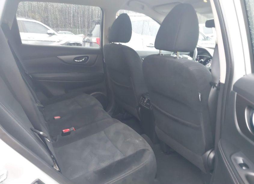 Photo 8 of 2015 Nissan Rogue SV (VIN 5N1AT2MK4FC804887)