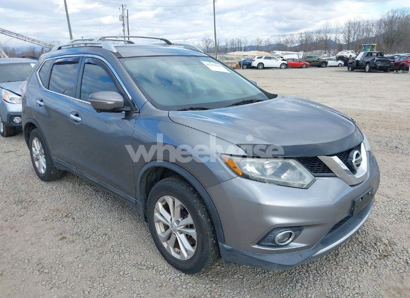 2015 Nissan Rogue SV (VIN 5N1AT2MK4FC845407) main photo