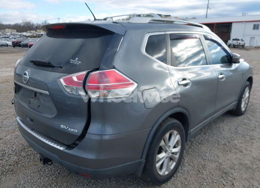 Photo 4 of 2015 Nissan Rogue SV (VIN 5N1AT2MK4FC845407)