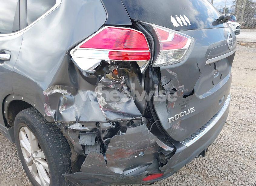 Photo 6 of 2015 Nissan Rogue SV (VIN 5N1AT2MK4FC845407)