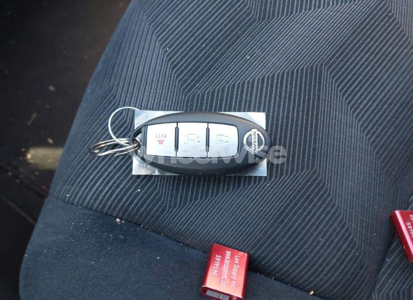 Photo 11 of 2015 Nissan Rogue SV (VIN 5N1AT2MK5FC760656)