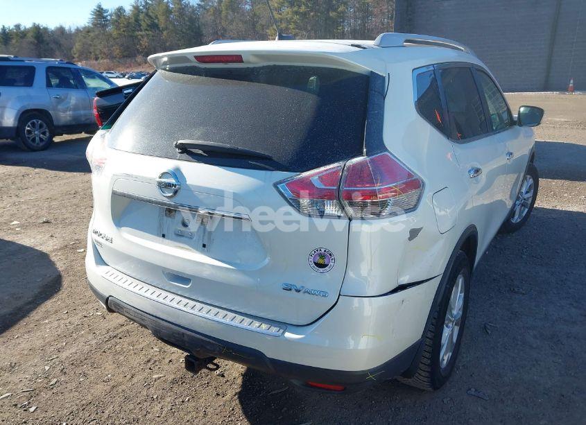 Photo 4 of 2015 Nissan Rogue SV (VIN 5N1AT2MK5FC760656)