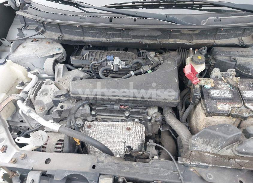 Photo 10 of 2015 Nissan Rogue SV (VIN 5N1AT2MK5FC814196)