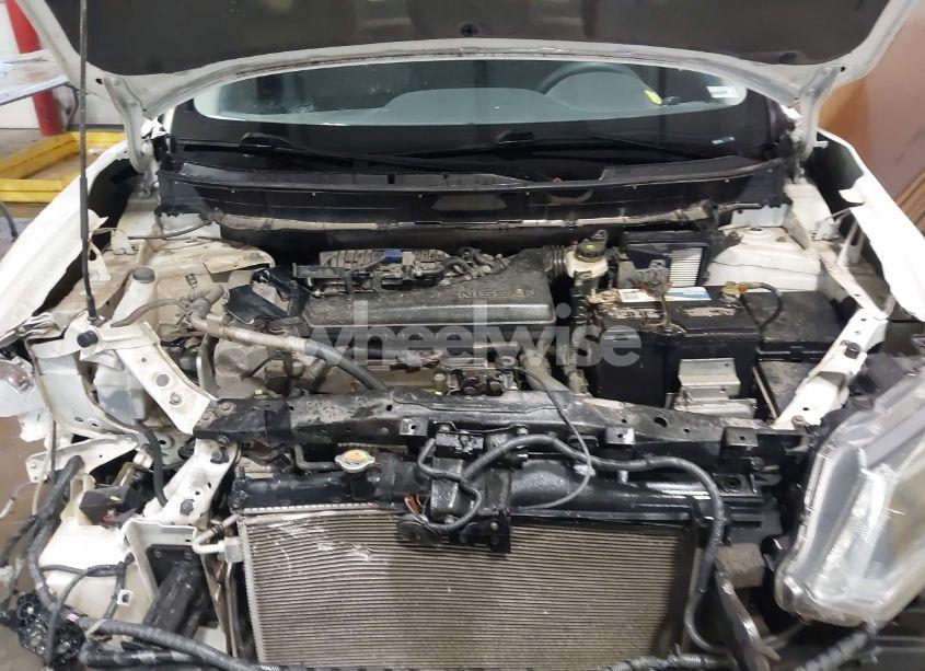 Photo 10 of 2015 Nissan Rogue S (VIN 5N1AT2MK5FC918221)