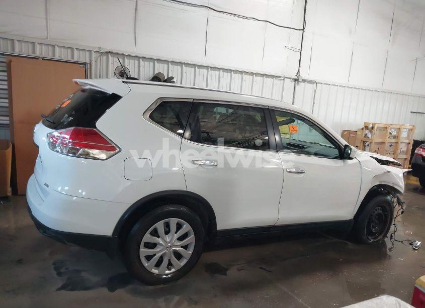 Photo 13 of 2015 Nissan Rogue S (VIN 5N1AT2MK5FC918221)