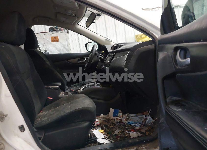 Photo 5 of 2015 Nissan Rogue S (VIN 5N1AT2MK5FC918221)