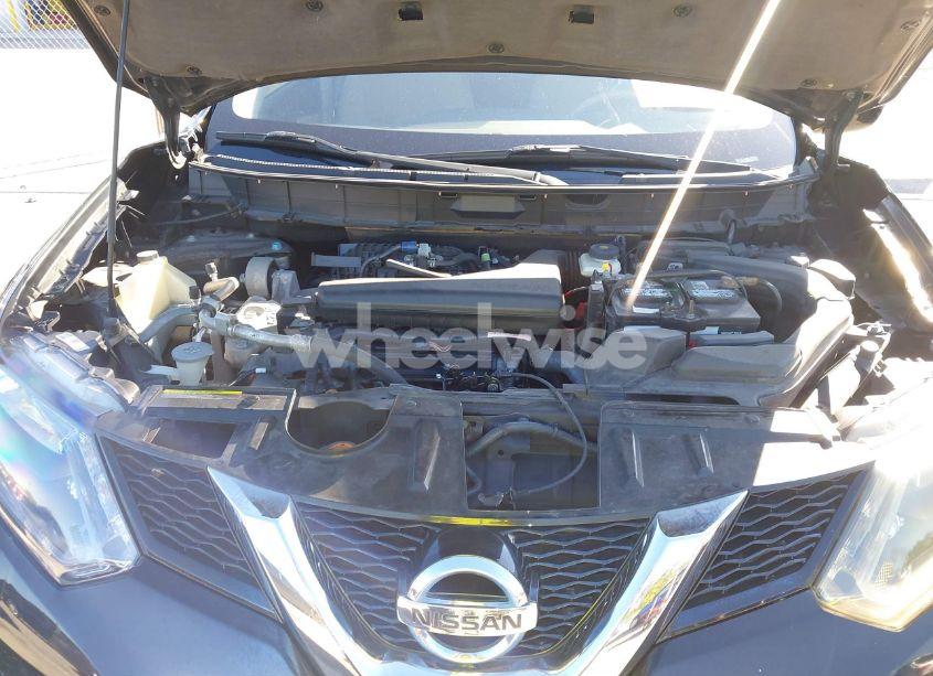Photo 10 of 2015 Nissan Rogue SV (VIN 5N1AT2MK7FC787258)