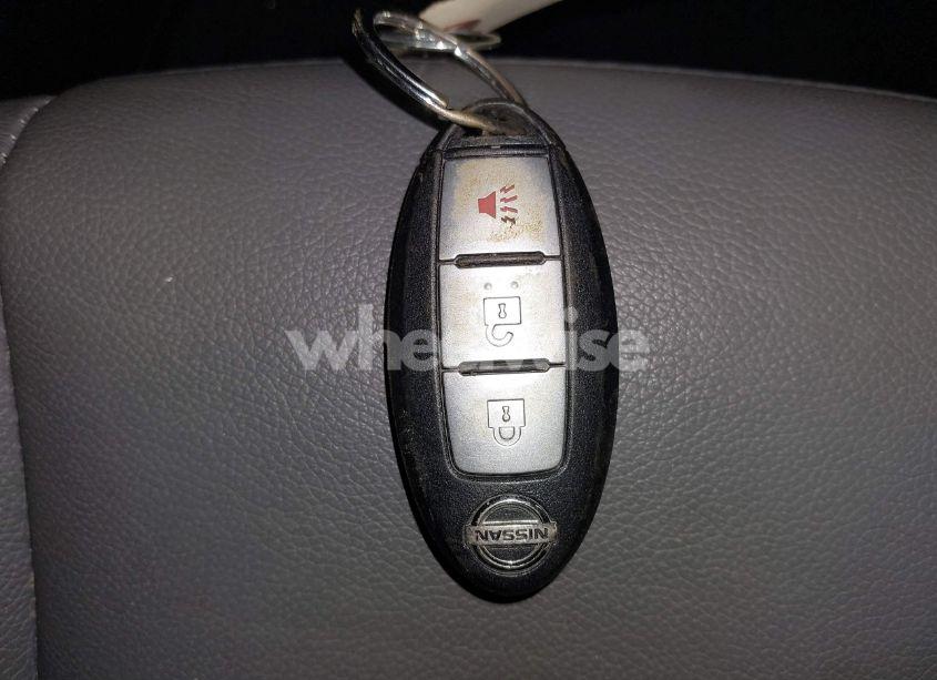 Photo 11 of 2015 Nissan Rogue SV (VIN 5N1AT2MK7FC835647)