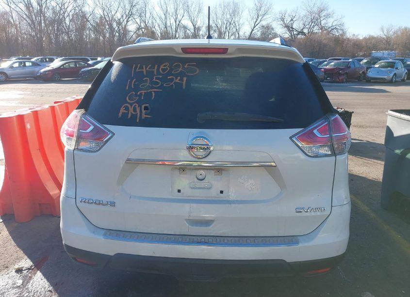 Photo 16 of 2015 Nissan Rogue SV (VIN 5N1AT2MK7FC852674)