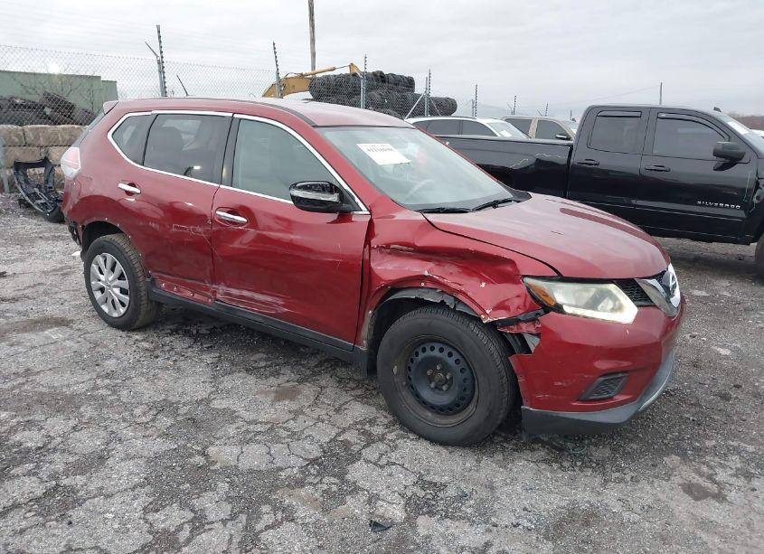 2015 Nissan Rogue S (VIN 5N1AT2MK9FC828232) main photo
