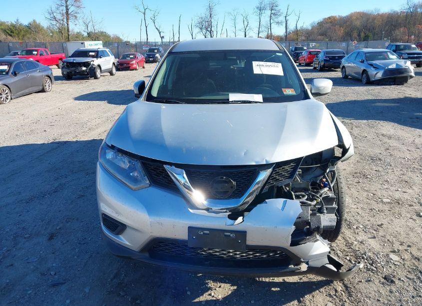 Photo 11 of 2015 Nissan Rogue S (VIN 5N1AT2MK9FC885126)