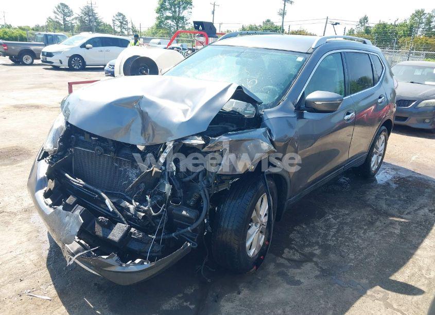 Photo 2 of 2014 Nissan Rogue SV (VIN 5N1AT2ML1EC802604)