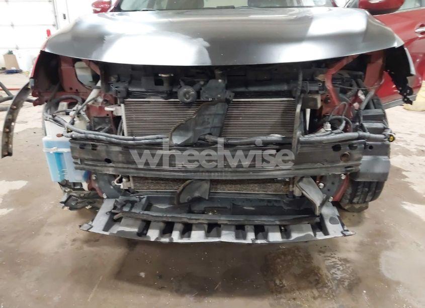 Photo 6 of 2015 Nissan Rogue S (VIN 5N1AT2ML2FC755536)